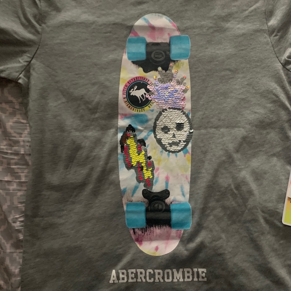 Abercrombie t shirt